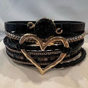 Bohemian Rhinestone Multilayer Love Heart Black Stone Bracelet NEW 🖤